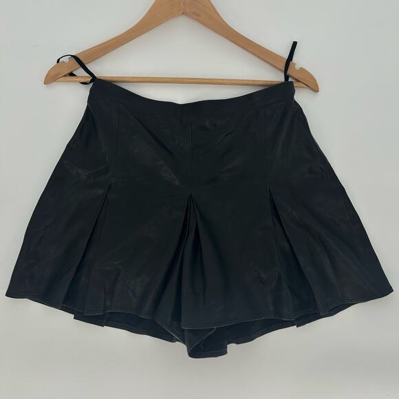 Haute Hippie Black Leather Skort – Size Small - Picture 5 of 8